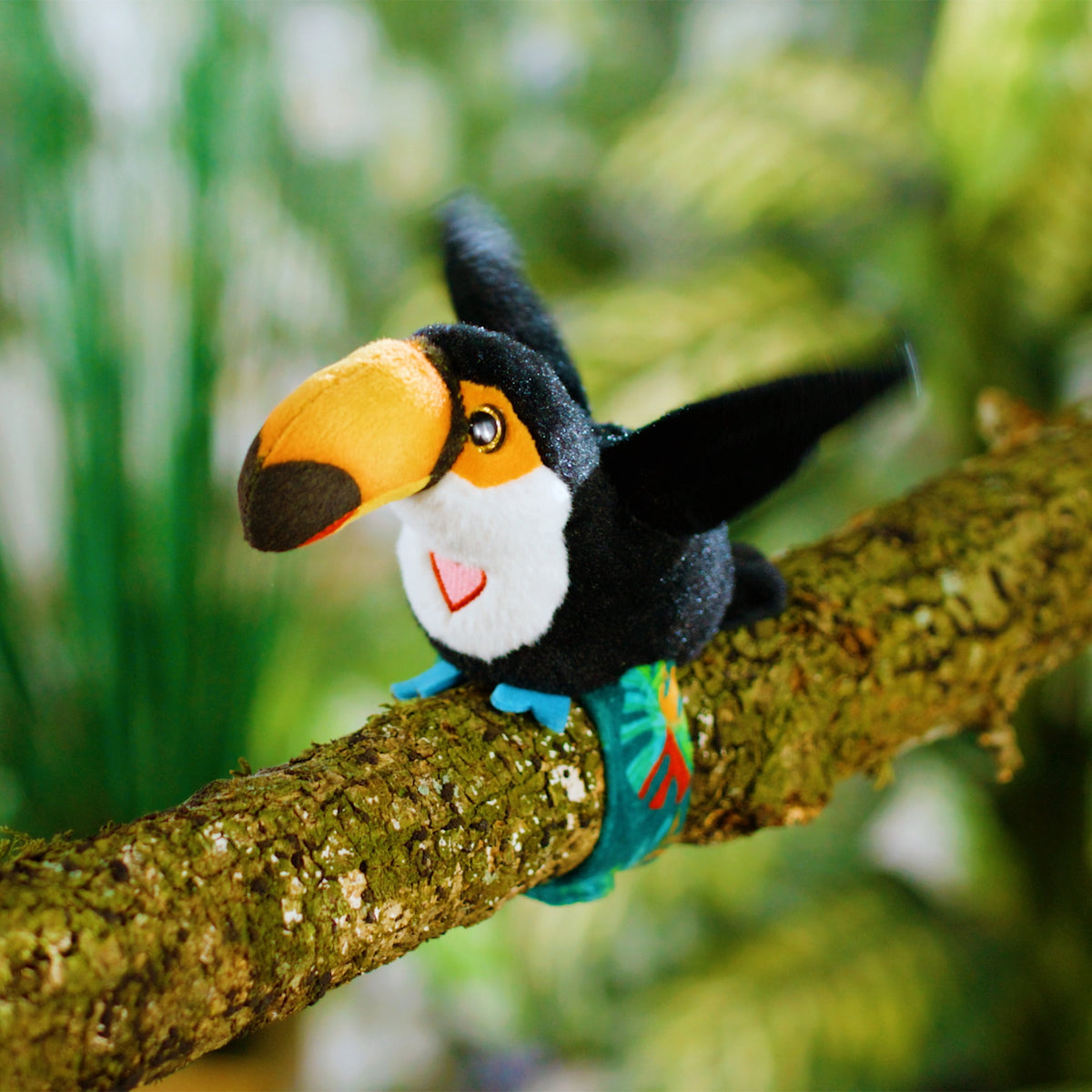 Happy Yappers: Birds 2 Pack - Toucan & Flamingo - Slap Bracelet Interactive Plush Toy Birds, They Chat-Sing-Mimic Each Other, Flap Wings, Kids 3+