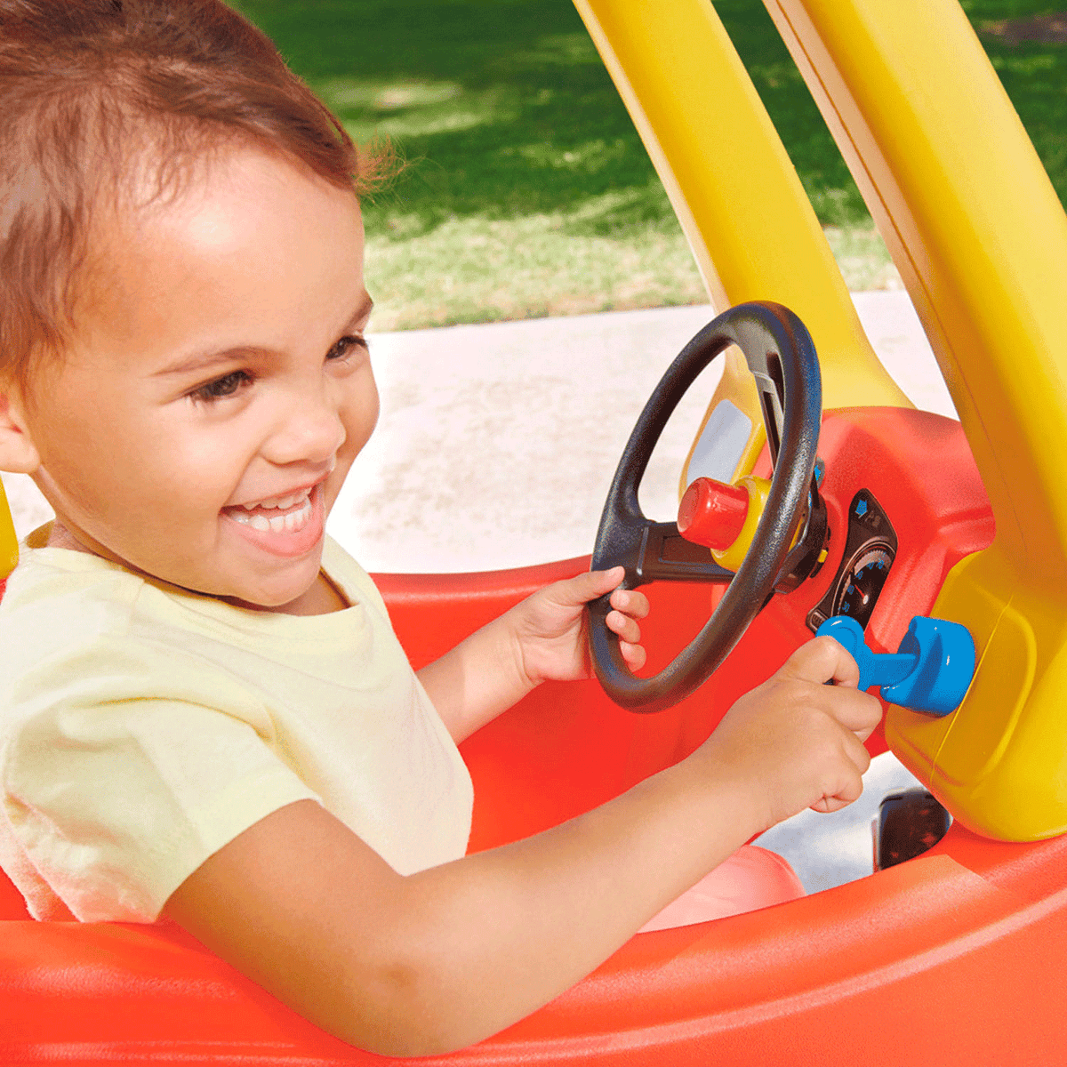 Little Tikes Cozy Coupe Ride on Toy for Toddlers and Kids