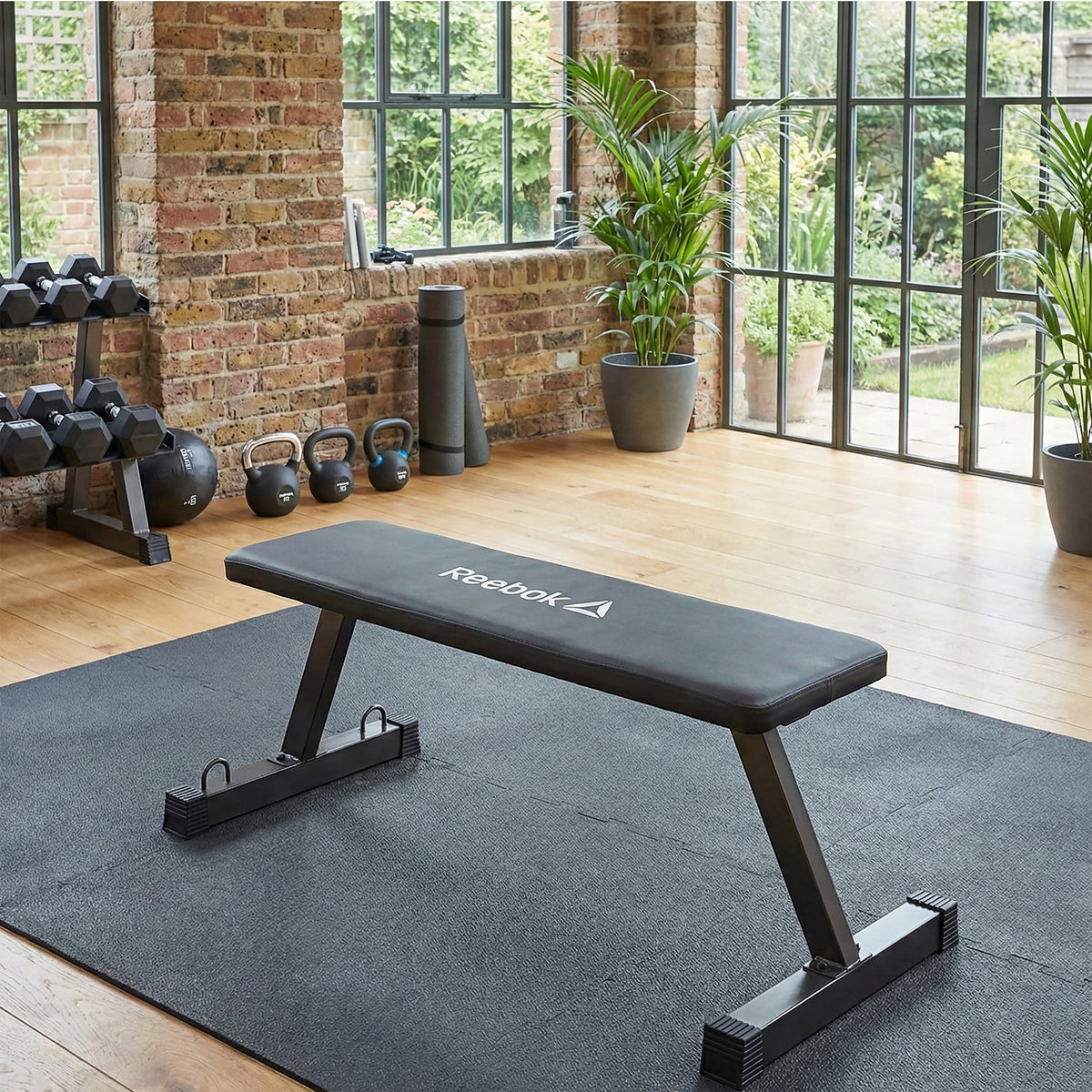 Reebok Heavy Duty Flat Bench – 600 lb Capacity, Tip-Resistant & Portable Weight Bench