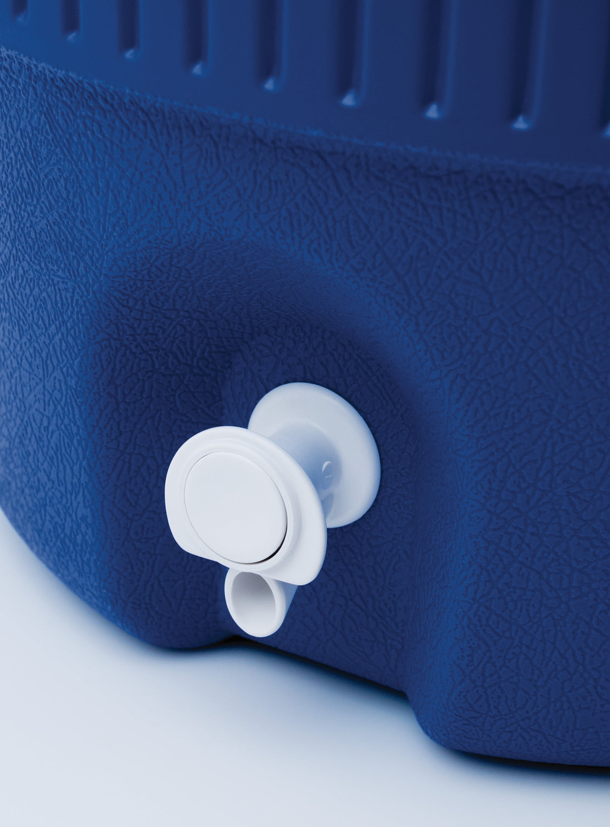 Igloo 5 Gallon Heavy-Duty Beverage Cooler, Blue