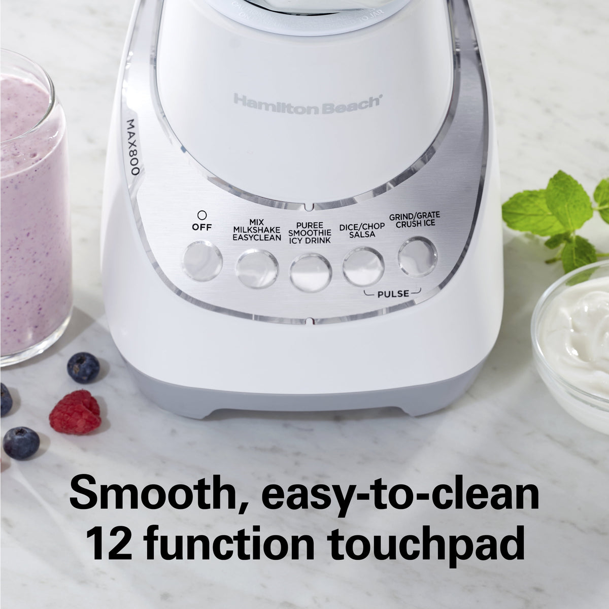 Hamilton Beach Wave Action Smoothie Blender, 48 oz Glass Jar 800 W 12-Function Countertop Blender for Kitchen, White