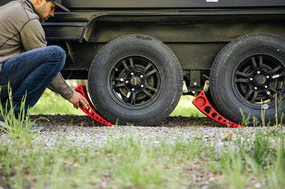 Andersen Hitches Camper Leveler (3604) | up to 30,000 lbs | Red | 1 per Pack