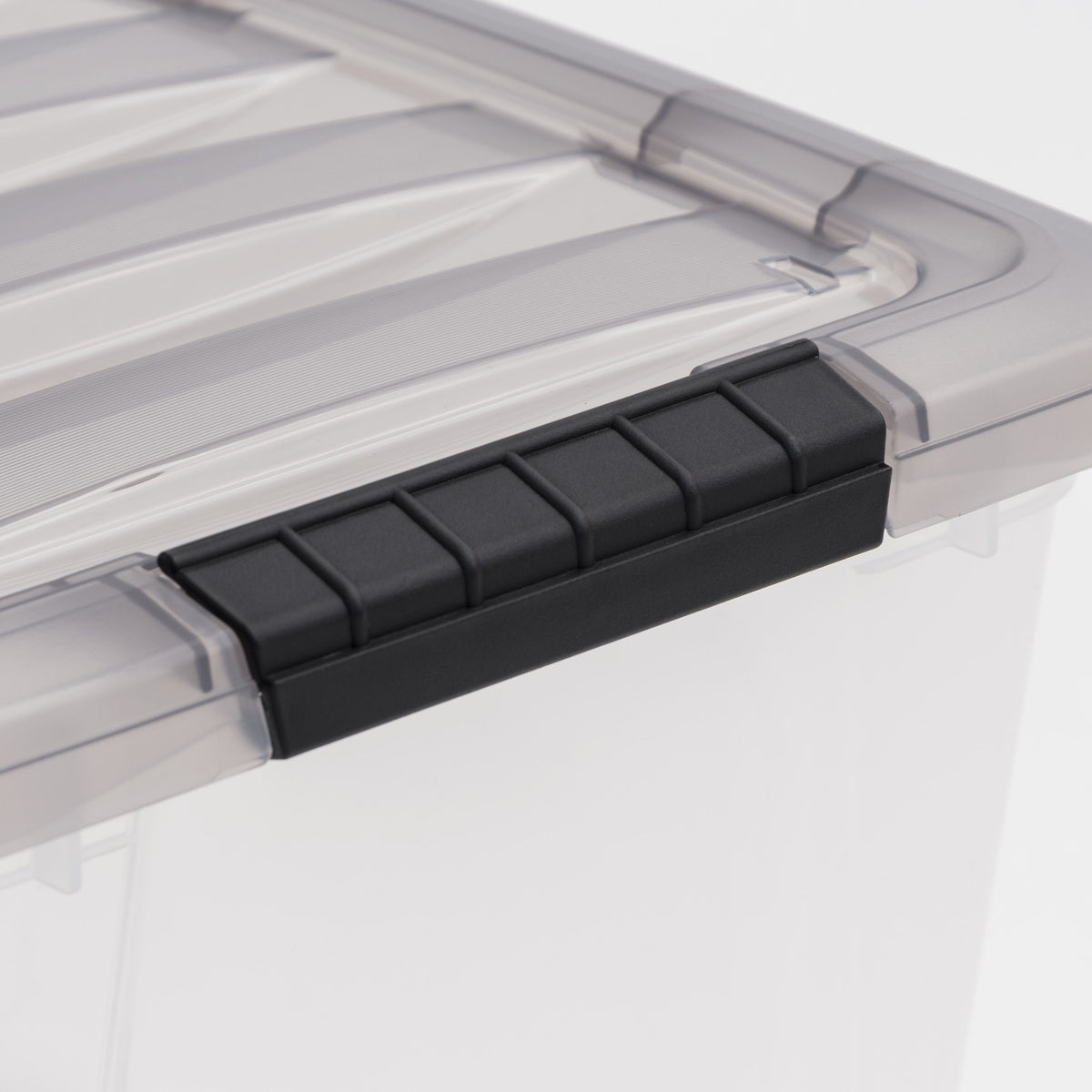 IRIS 40 Qt. Plastic Storage Bins with Lids, Stackable Storage Containers, Totes, 5 Pack