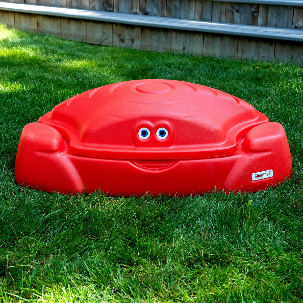 Simplay3 Coastal Crab Portable Plastic Sandbox with Cover, Hot Tamale Red
