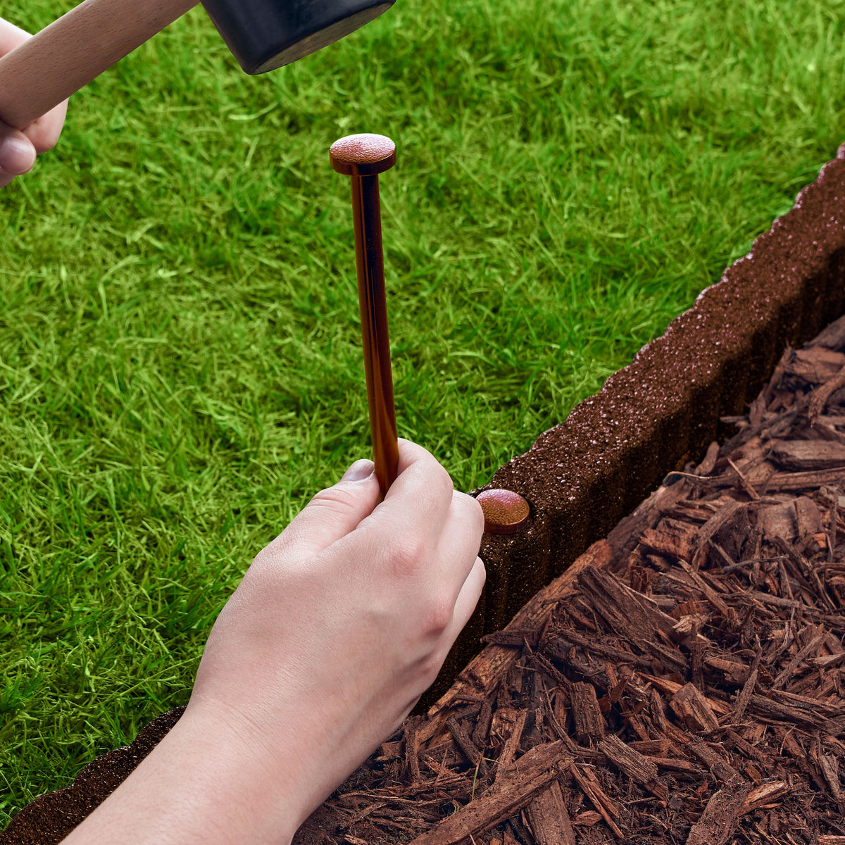 Expert Gardener 2' x 3" Red Recycled Rubber Garden Border Landscape Edging - 8 Pack