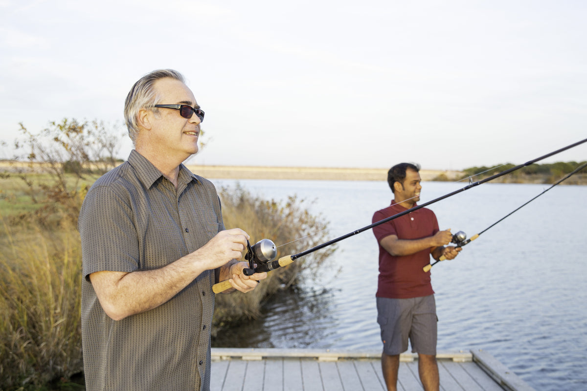 Zebco 33 Cork Handle Spincast Reel and IM6 Graphite Fishing Rod Combo, 6ft 6in 2-piece, Black