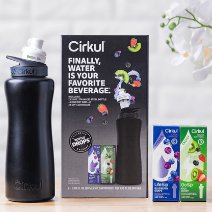 Cirkul 32oz Matte Black Stainless Steel Starter Kit with Matte Black Cirkul Lid 2.0 and 2 Flavor Cartridges (Blueberry Grape & Kiwi Berry)