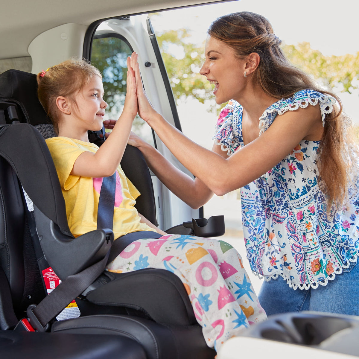 Cosco Kids Finale 2-in-1 Toddler Booster Car Seat, Diamond Daze, Harness Booster Car Seat