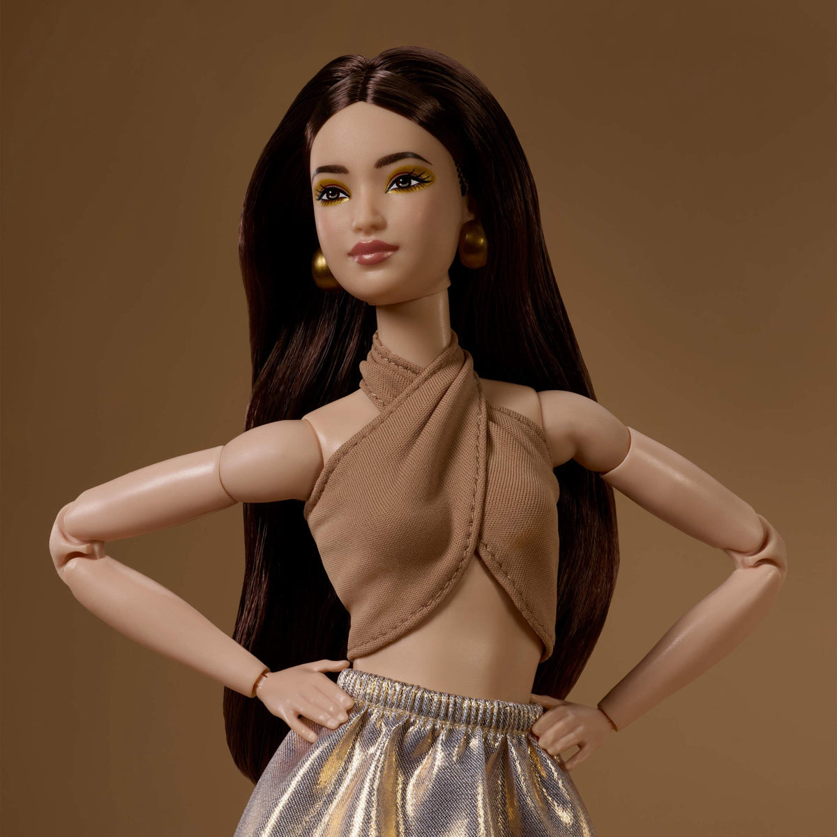 Barbie Basics Collectible Doll, Model 06 with Brunette Hair in Shimmery Golden Skirt & Halter