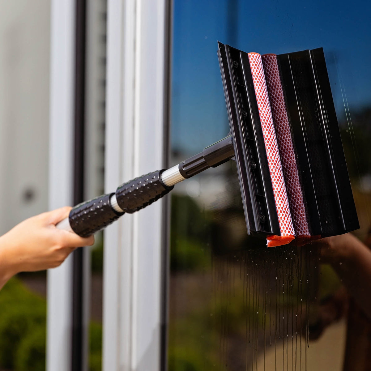Libman Black and Red Telescopic Window Washer Squeegee and Sponge Combination Assembled Height 96"